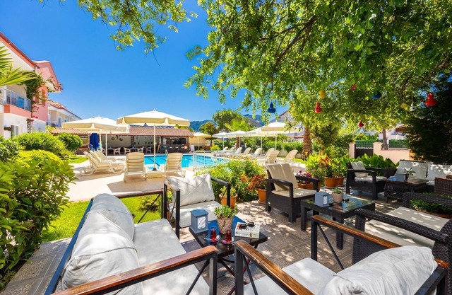 Safak Oasis Hotel