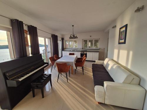Saint Lucy Apartment