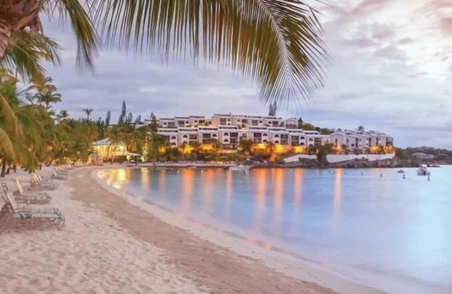 Saint Thomas ,Ocean Front 2 level condo-Wyndham resort , full Kit & large deck