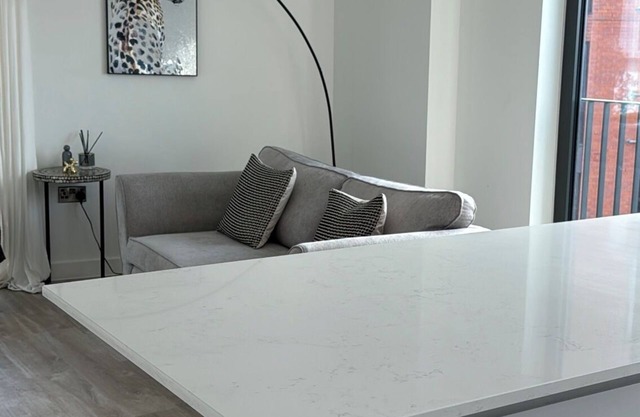 Salford Luxury 2Bed 2Bath| Gym Balcony
