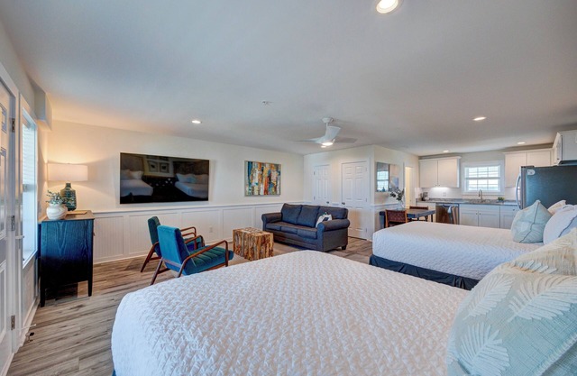 Saltwater Suites, 304 Queen 3rd Floor