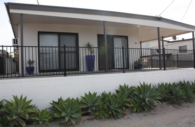 Salty Verandah - Perfect position in the Original Township