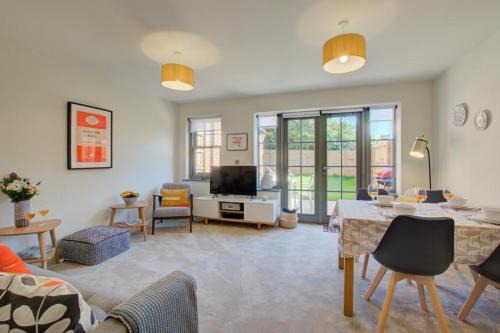 Samphire Cottage