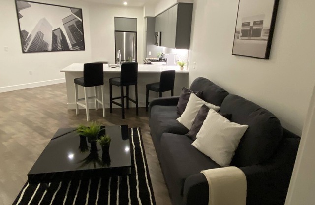 San Jose Apartment near Santana Row with balcony