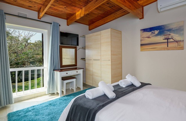 San Lameer Villa Rentals 3104