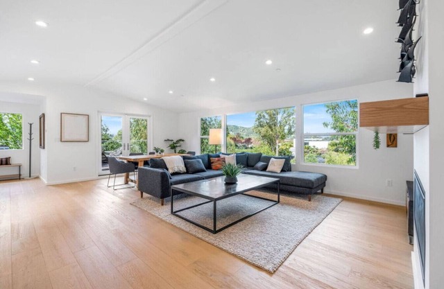 San Rafael Estate | Scenic Mt Tam & Forest Stay