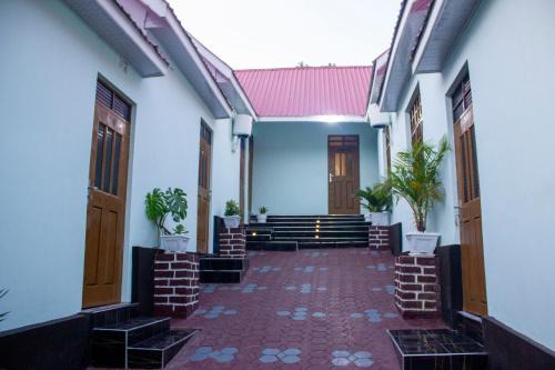 SANAWARI LODGE, Maji ya Chai
