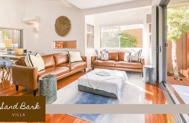 Sand Bark Executive Villa - North Stradbroke Island