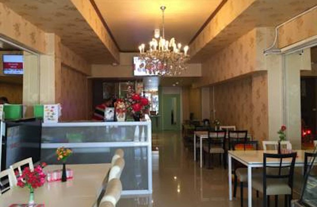 Sandee Room