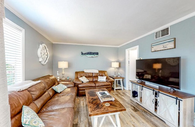 Sandpiper Cove 1011