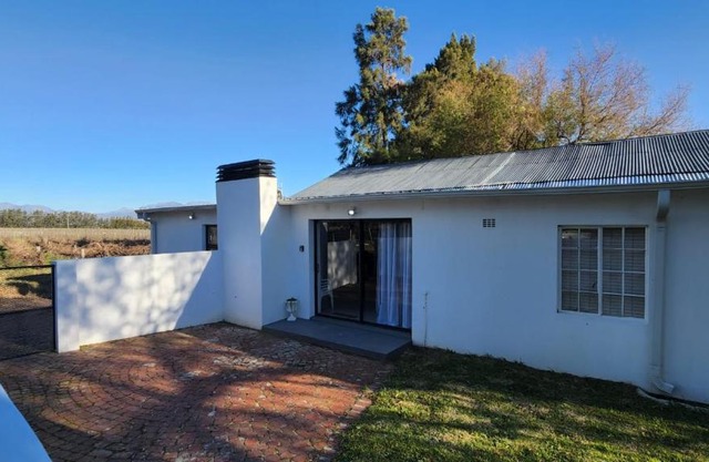 Sandrivier Farm Stay