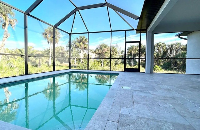 Sanibel Causeway New Pool Villa