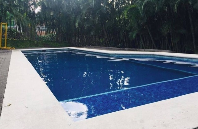 Santa ANA Centro Apartamento Completo con Piscina Compartida