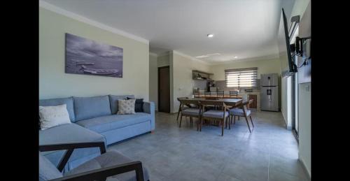 Santa Cruz Suite #23
