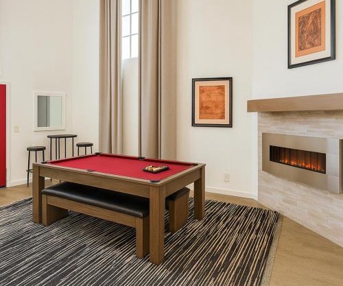 Santa Monica Entertainment House - Hot Tub, Billiards, BBQ & Projector