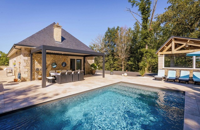 Santoneige is a spacious (150 m2) newly built holiday home in 2018