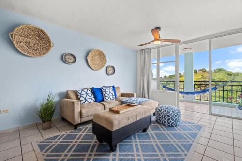 Santorini Coastal Vibe Apartment in Costa Brava Ceiba