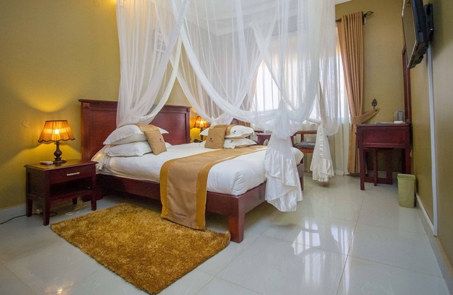 Sapphire Hotel