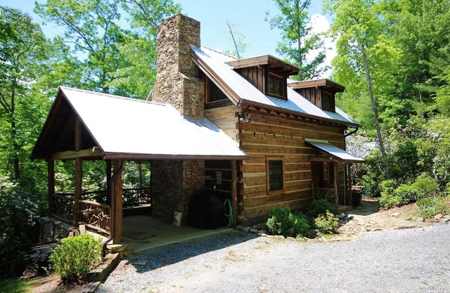 Sarah`s Cabin | 1 Bed, 1.5 Bath