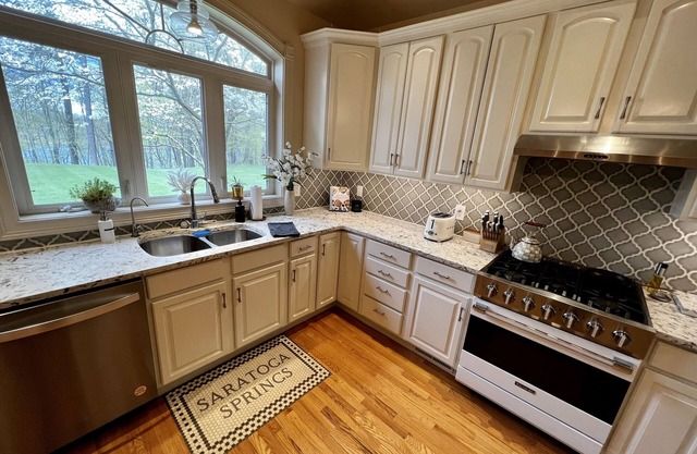 Saratoga Luxury Home with Lake Views and Beach!