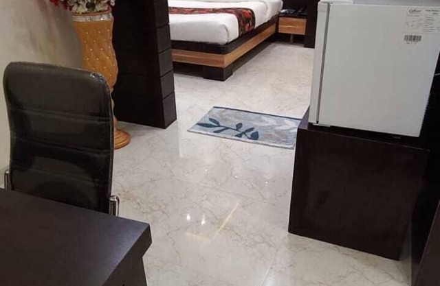 Satyadeep Inn