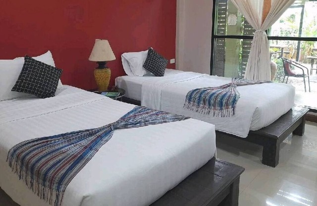 Sawasdee River Kwai Lodge