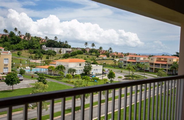 Scenic, Nice Roof Top, LT Rental (9E)