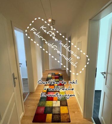 Schöne neue 4 Zimmer Wohnung mit Süd-Balkon bis 8 Personen