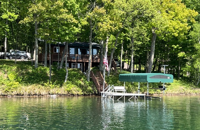 Scooter's Landing in Hinton Bay on Round Lake, the view is amazing!