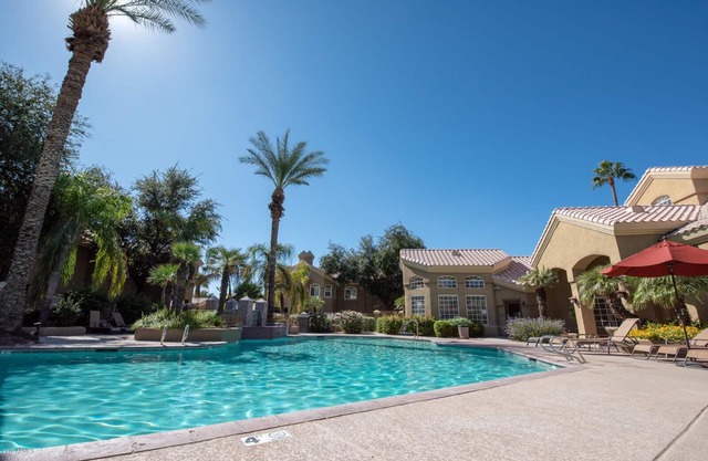Scottsdale Gem III newly furnished1 Bedroom Condo in Bella Terra