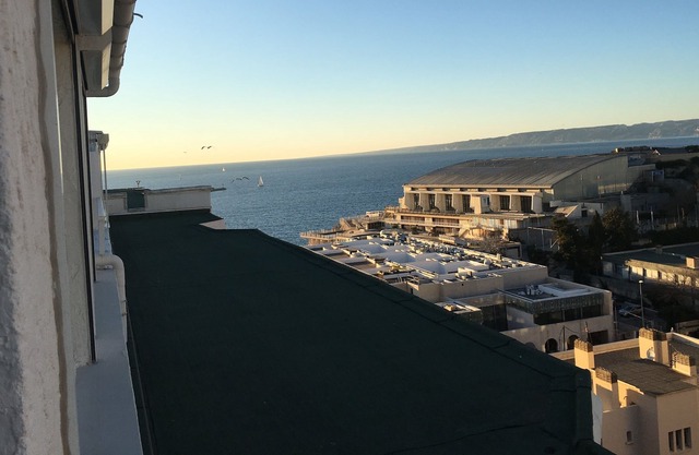 Sea and city view - Quiet and bright