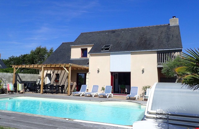 Sea and Nature in peace, 11/14 pers., beach at 600m, private heated 10X5 pool