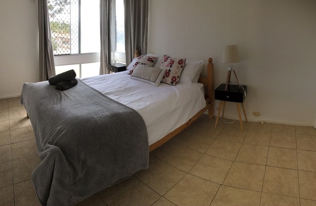 Sea and Surf Holiday Home
