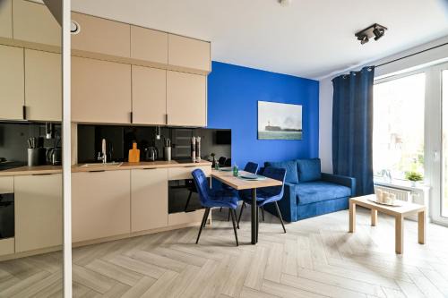 Sea Breeze Apartment- FengShui4u
