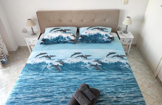 Sea Breeze II Apartment