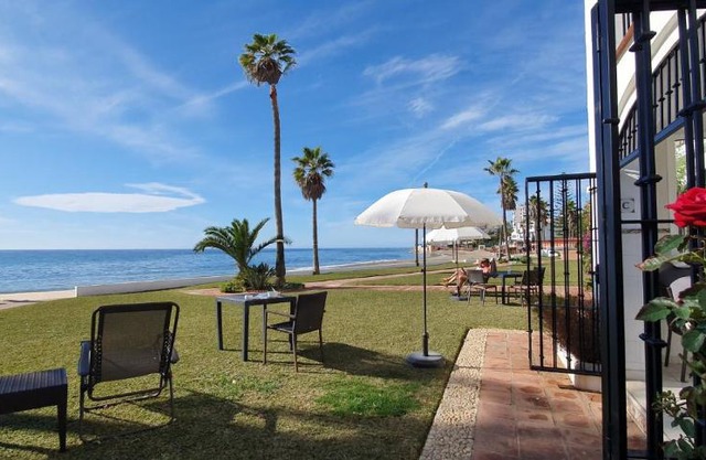 Sea Front Beach House Macarena C