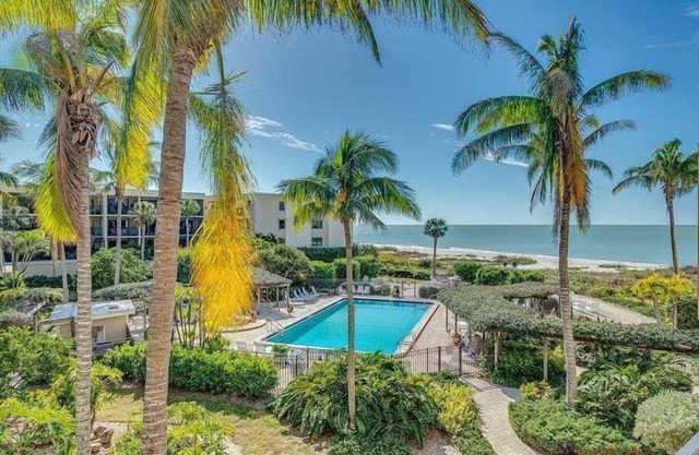Sea Oats 242 2 Bedroom Condo by RedAwning