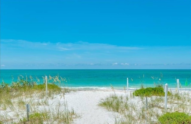 Sea Oats 337 2 Bedroom Condo by RedAwning