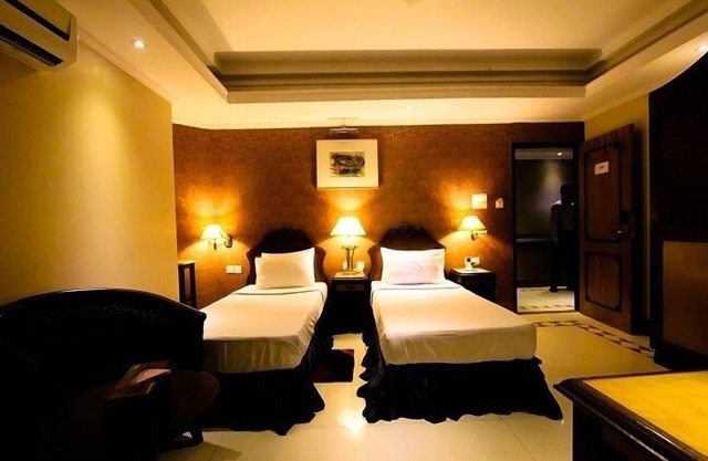 Sea Shell Hotel