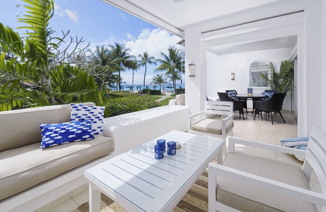 Sea View - Glitter Bay