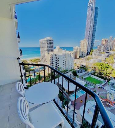 Sea View Hotel Room Heart of Surfers Paradise