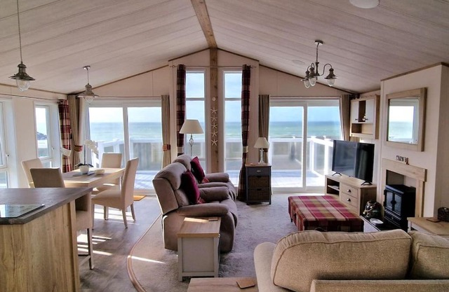 Sea View Lodge, Seal Bay Resort, Selsey