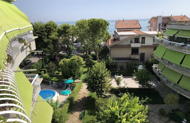 Sea view with swimming pool and beautiful garden