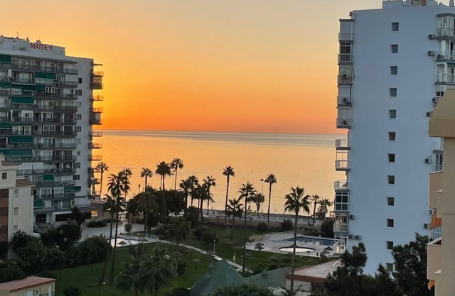Sea Views and Sunny Terrace Appartment