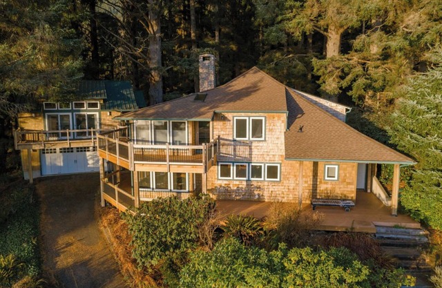 Seagrove by AvantStay | Treetop Haven w/Coastal Views