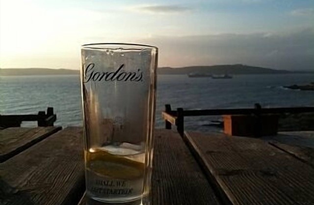 Seaside Bolt Hole Cosy Southfacing Coastal Chalet w/Superb Panoramic Sea Views