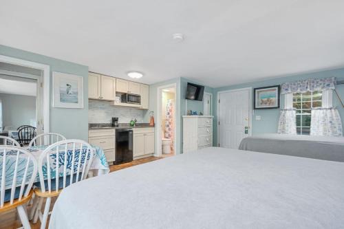 Seaside Cottages - Cottage 01 - Coastal Haven