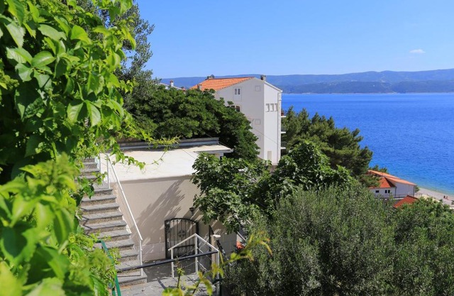 Seaside holiday house Stanici, Omis - 10357