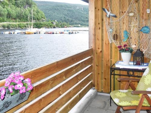 Seaside Serenity in Leirvik-By Traum