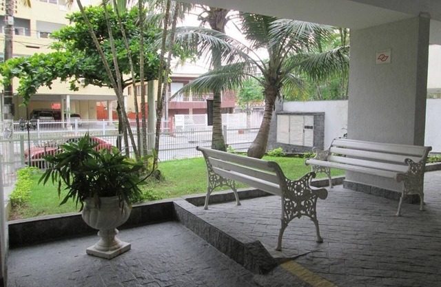 SEASONAL APT. GUARUJA ENSEADA - 1 BEDROOM/GARDEN-WI FI!